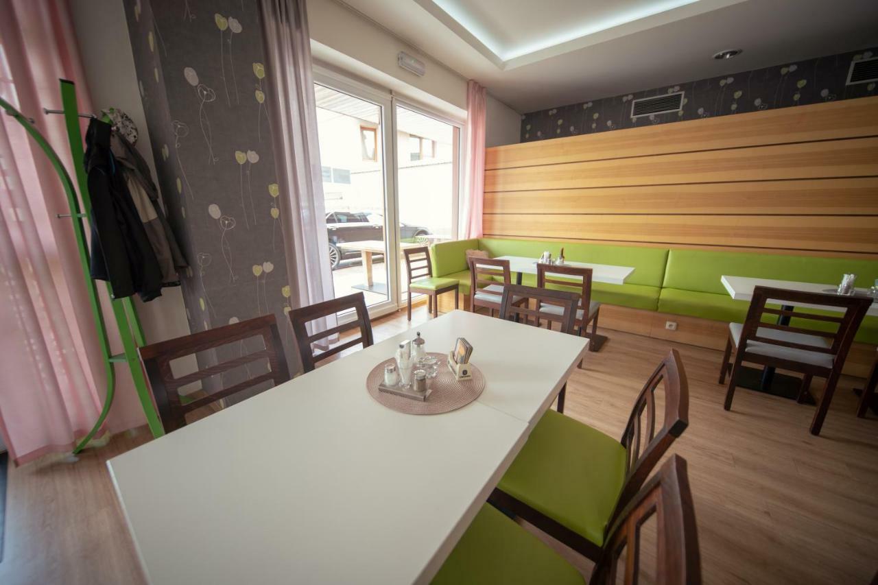 Penzion U Blahu Dolany  Extérieur photo